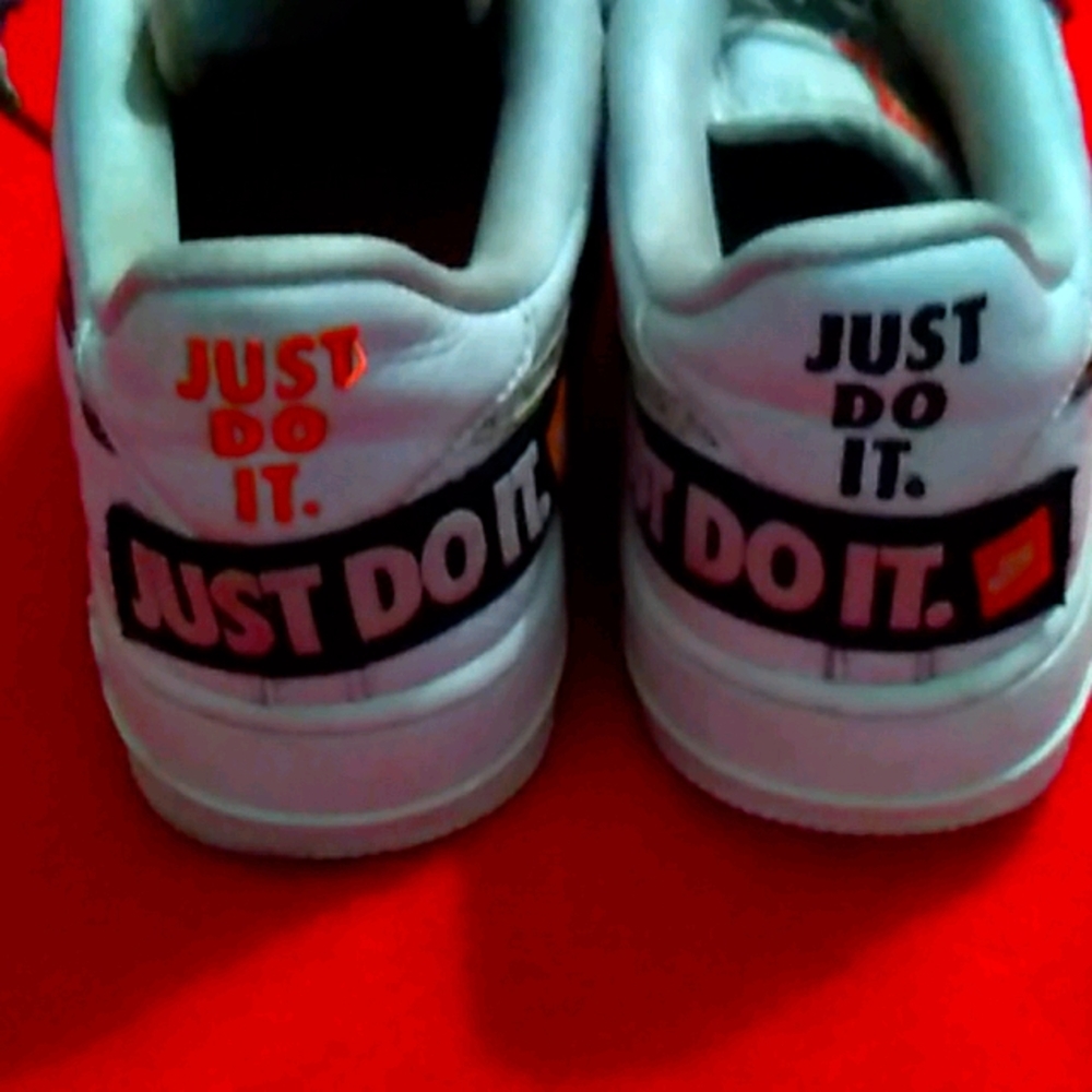 Special edition Air Force 1s. 6y or 7.5w